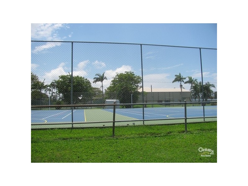 211 KIPPEN ST, South Mackay QLD 4740