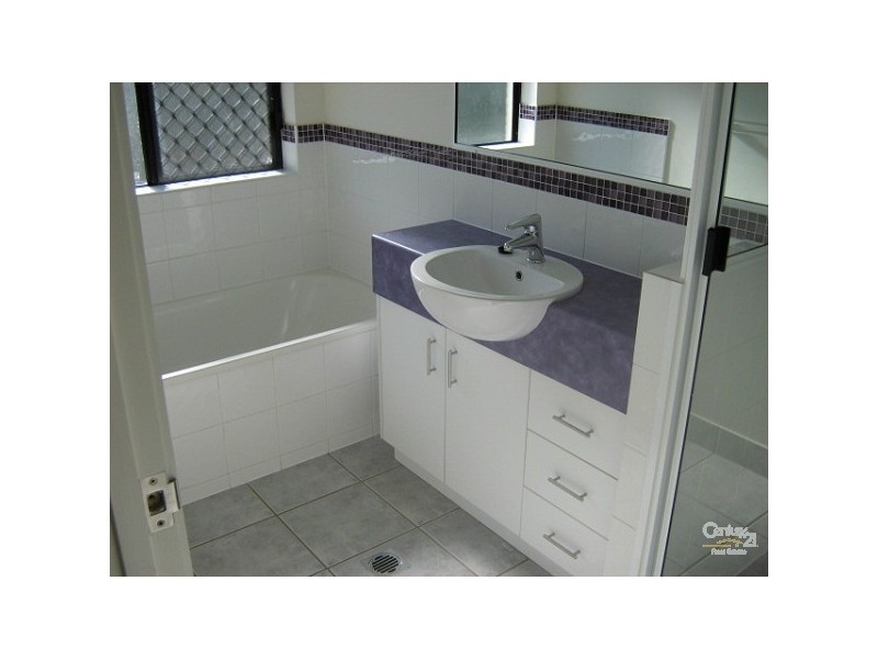 13 TURVEY CRT, Moranbah QLD 4744