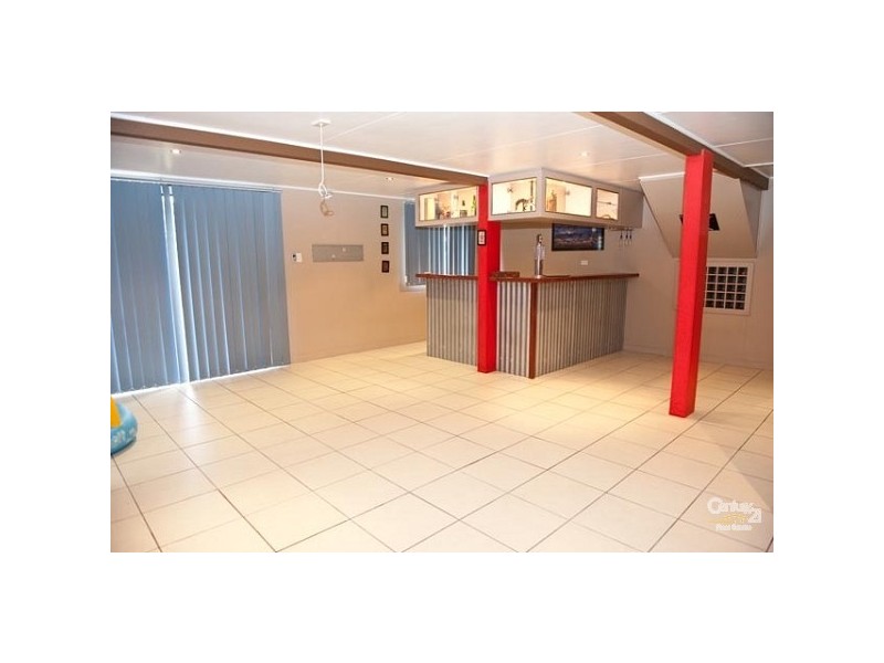 3 CURRAWONG ST, Slade Point QLD 4740