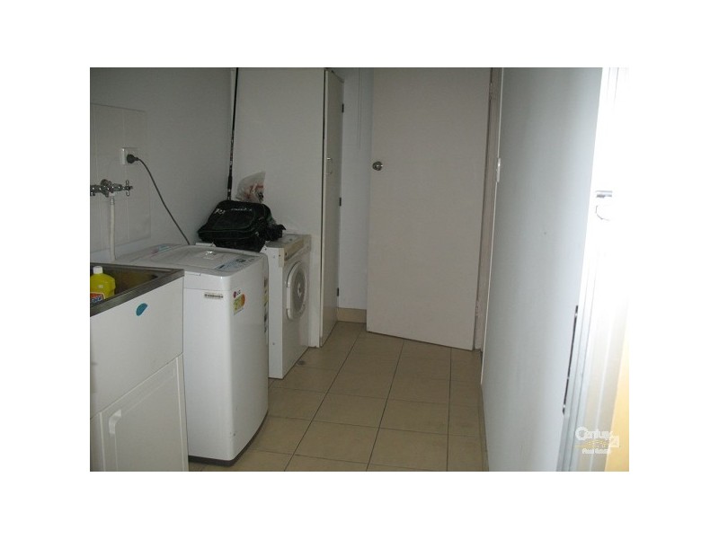 6 MAGPIE ST, Slade Point QLD 4740