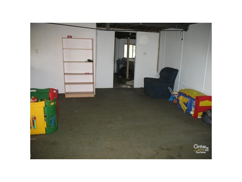 6 MAGPIE ST, Slade Point QLD 4740