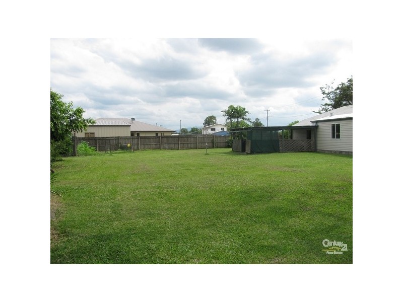 121 Anzac Avenue, Marian QLD 4753