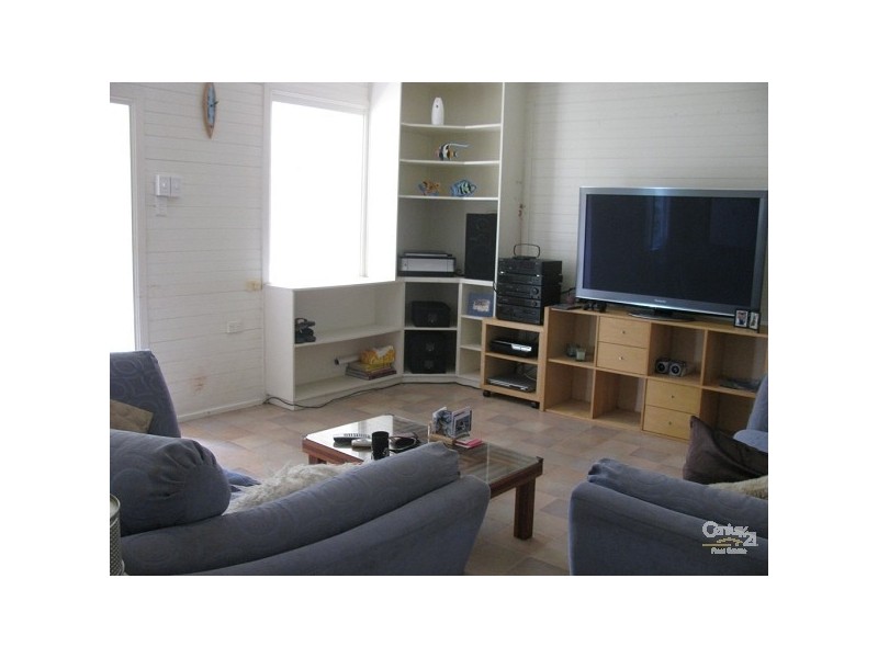 121 Anzac Avenue, Marian QLD 4753