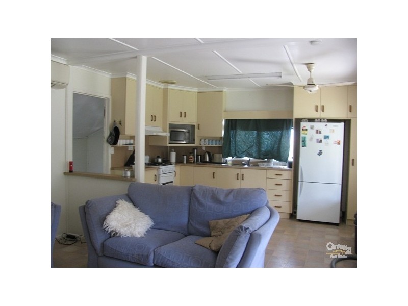 121 Anzac Avenue, Marian QLD 4753