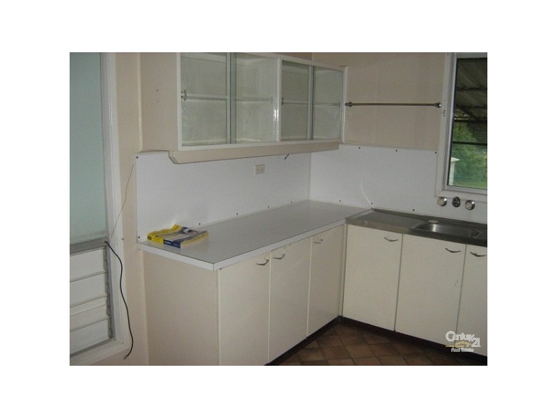 9 Chifley Ct, Moranbah QLD 4744