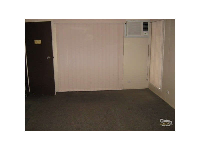 9 Chifley Ct, Moranbah QLD 4744