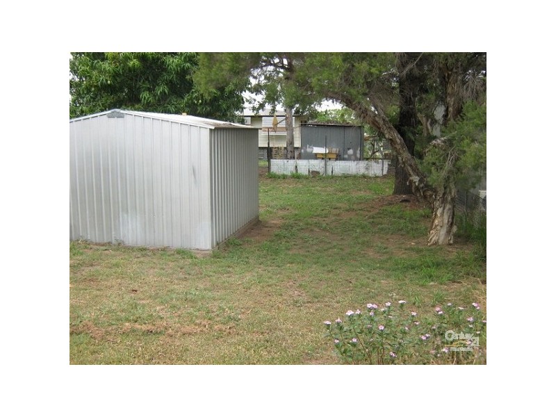 9 Chifley Ct, Moranbah QLD 4744