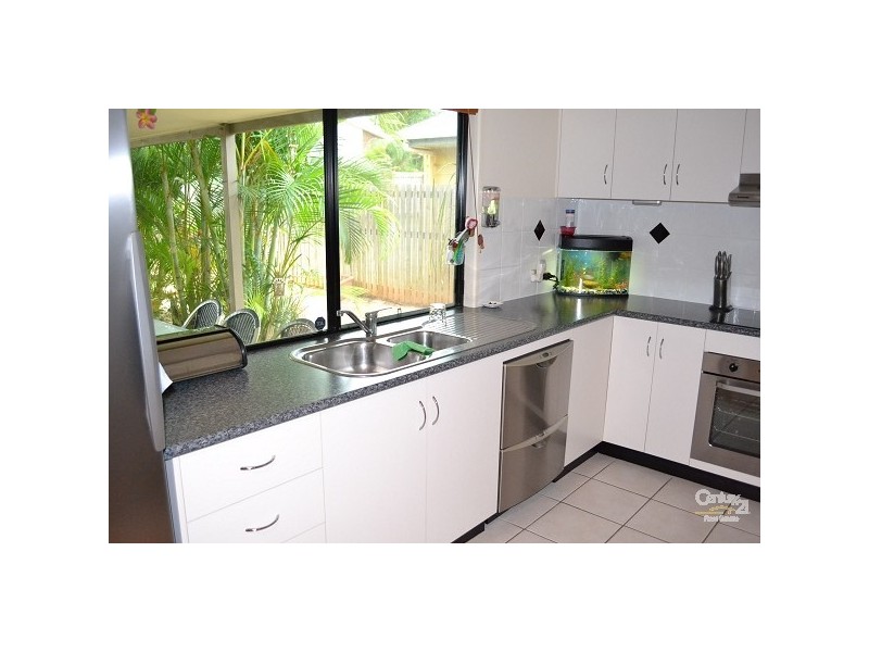11 Savannah Drive, Moranbah QLD 4744