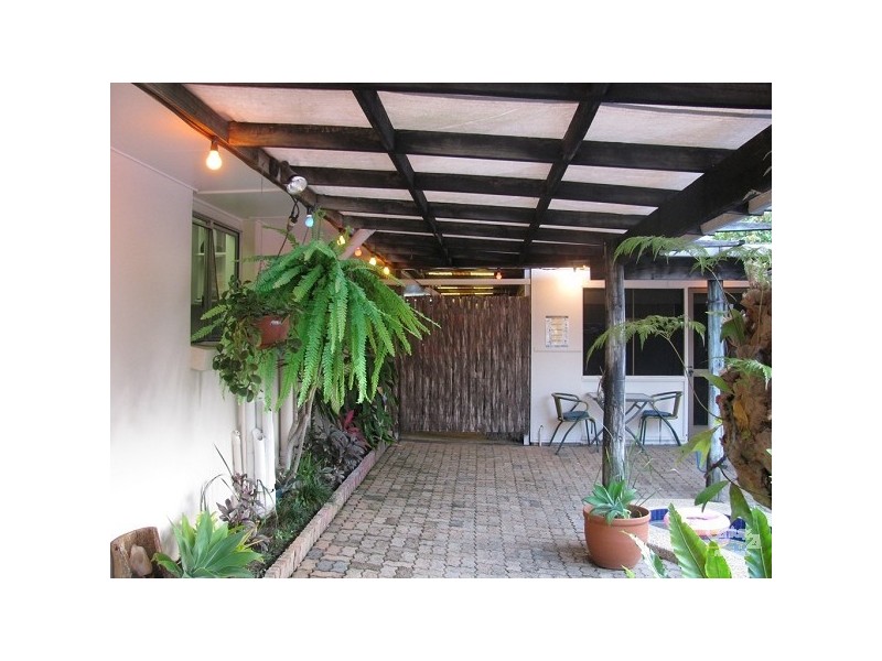 18 DOBEL CT, Mount Pleasant QLD 4740