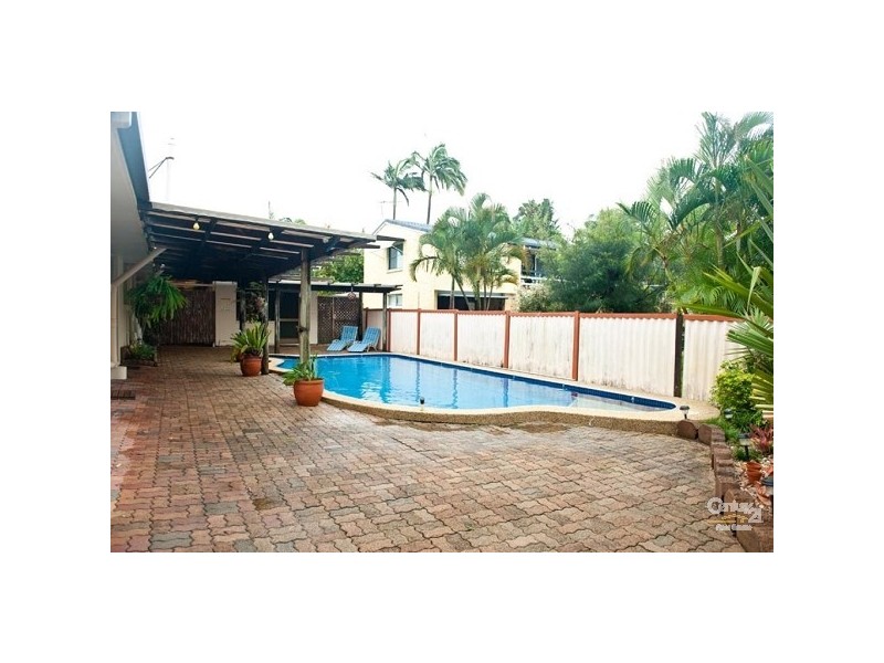 18 DOBEL CT, Mount Pleasant QLD 4740
