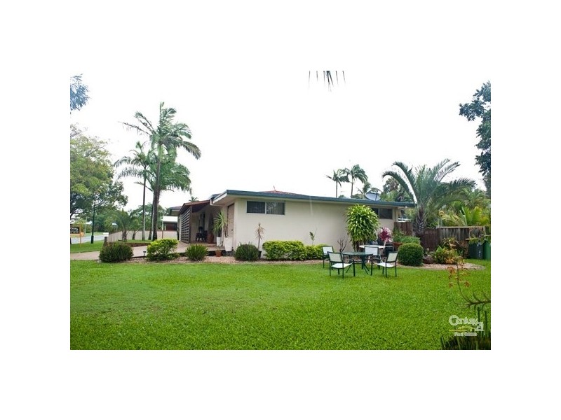 18 DOBEL CT, Mount Pleasant QLD 4740