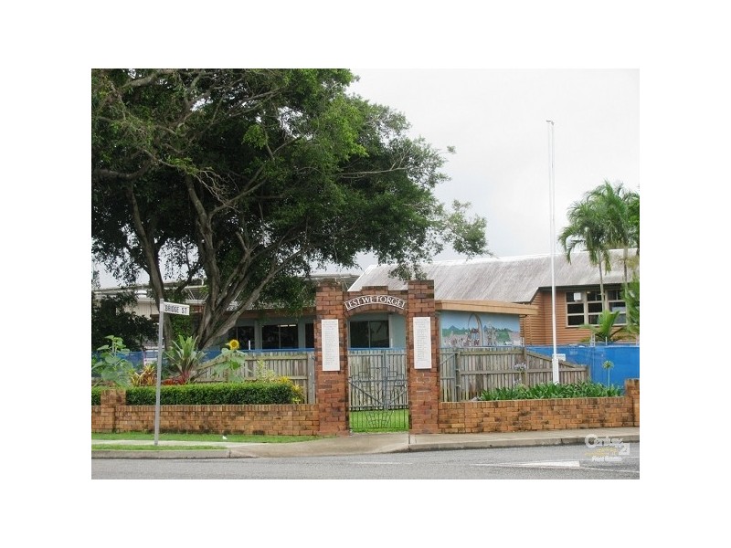 45 Creek Street, Walkerston QLD 4751