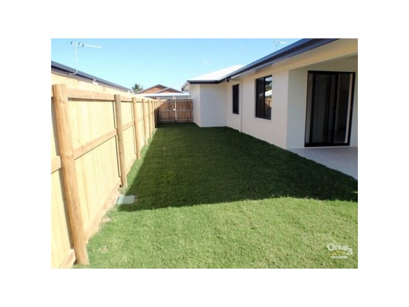 5 Helmsman Drive, Bucasia QLD 4750