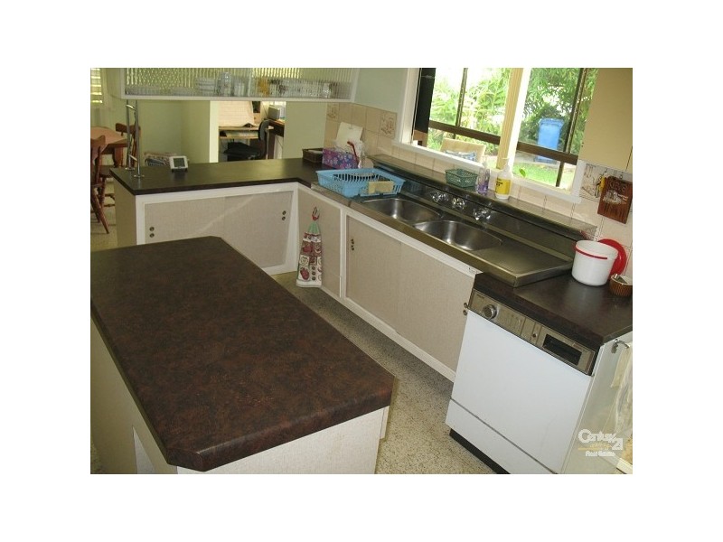 32 Meadow Street, North Mackay QLD 4740