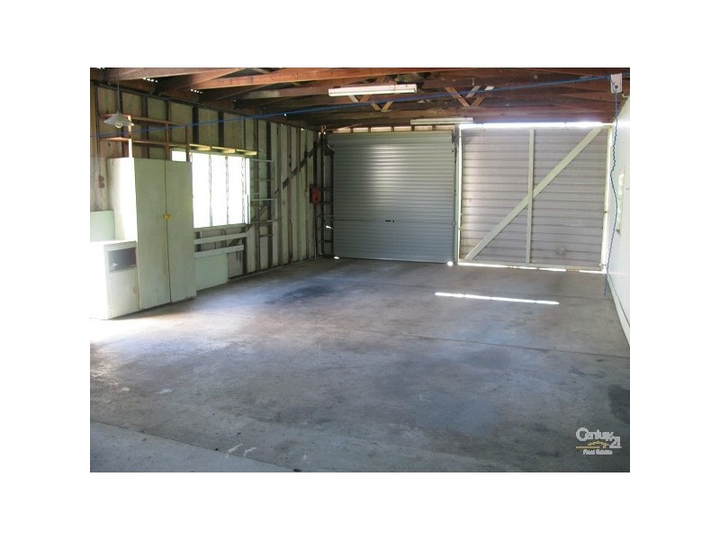 32 Meadow Street, North Mackay QLD 4740