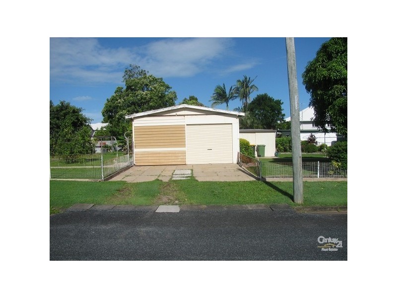 32 Meadow Street, North Mackay QLD 4740