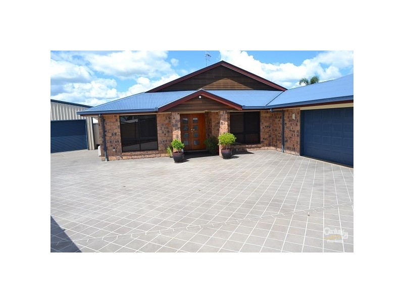 50 Schicofske Drive, Moranbah QLD 4744