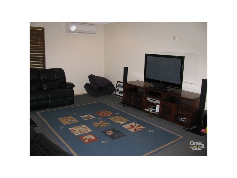 3 Cutfield Street, Glenella QLD 4740