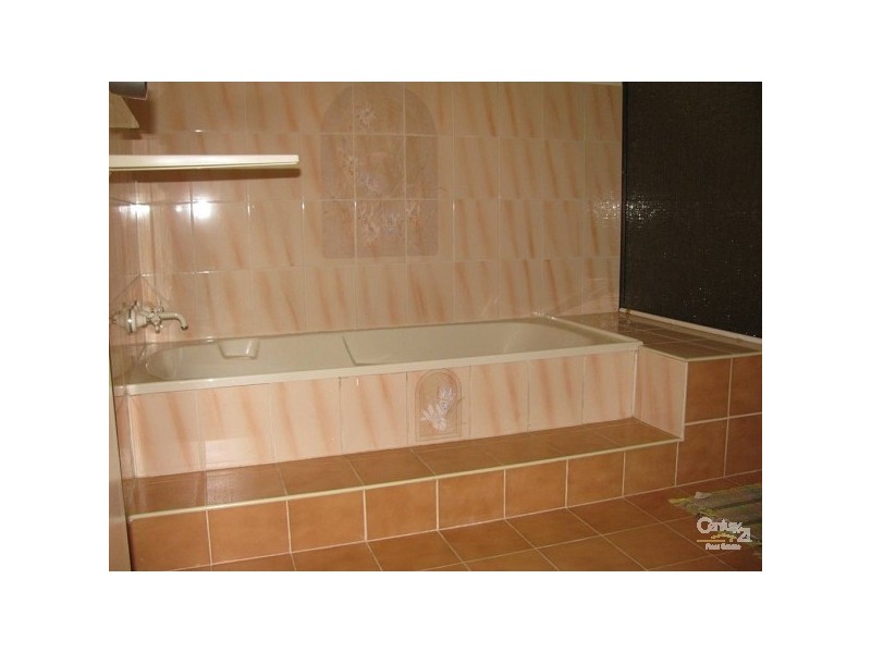 145 Royston Park Drive, Kuttabul QLD 4741