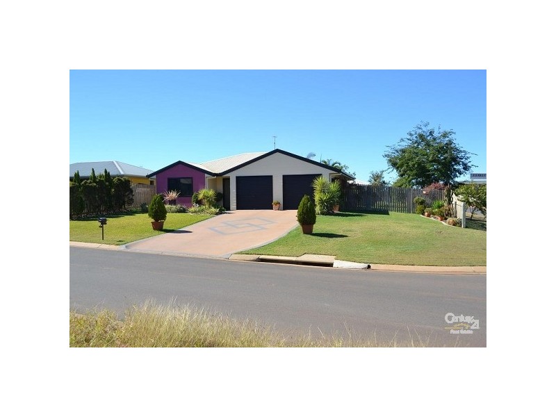 26 Savannah Drive, Moranbah QLD 4744