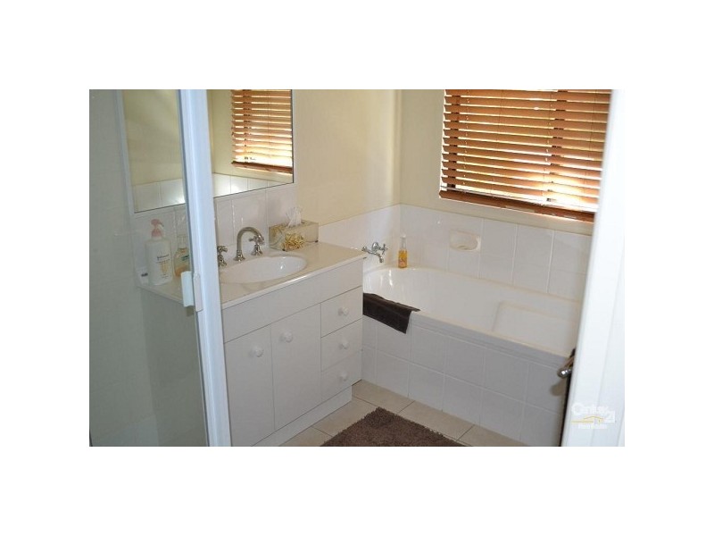 26 Savannah Drive, Moranbah QLD 4744