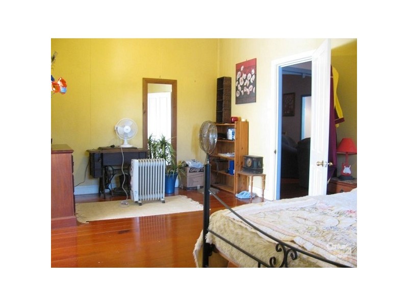 128 Blacks Beach Road, Eimeo QLD 4740