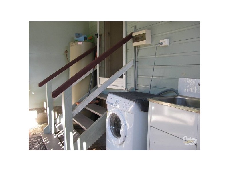 128 Blacks Beach Road, Eimeo QLD 4740