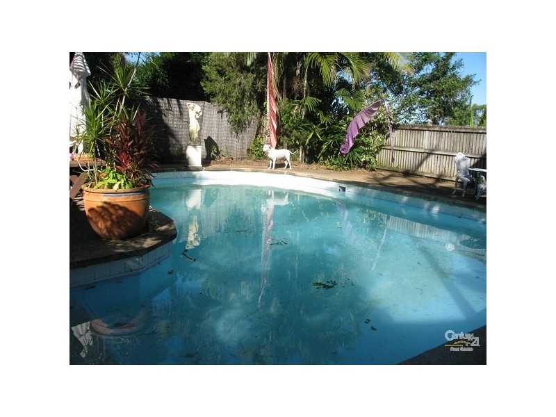 128 Blacks Beach Road, Eimeo QLD 4740