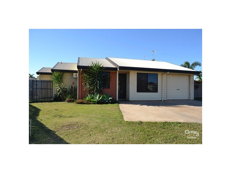 1A Savannah Drive, Moranbah QLD 4744