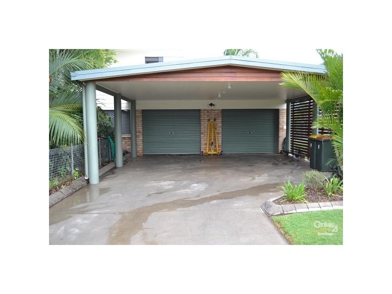 21 Barraclough Crescent, Moranbah QLD 4744