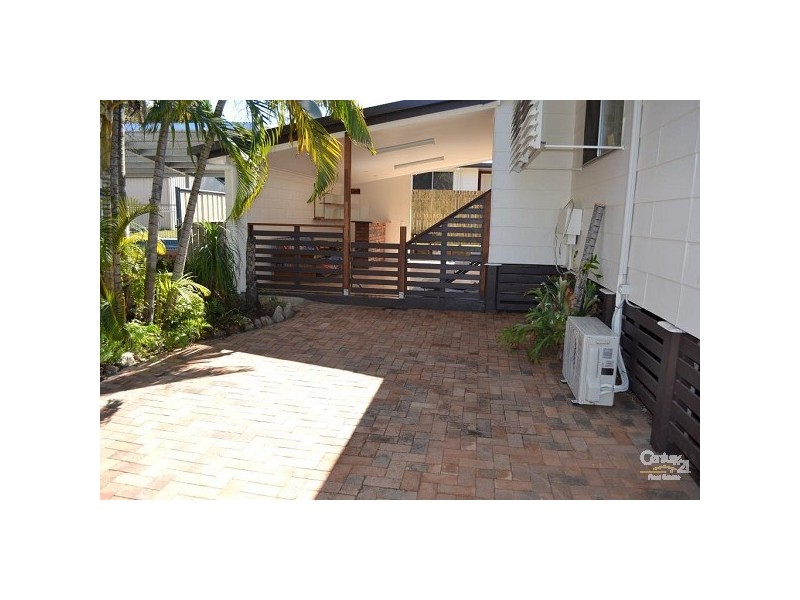 18 Archer Drive, Moranbah QLD 4744