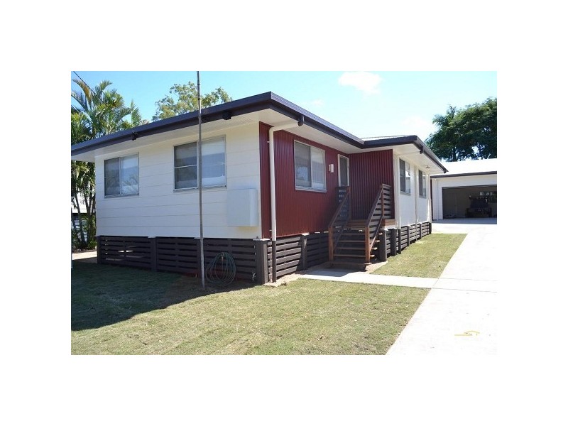 18 Archer Drive, Moranbah QLD 4744