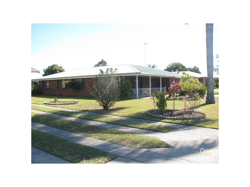 19 Bronte Street, West Mackay QLD 4740