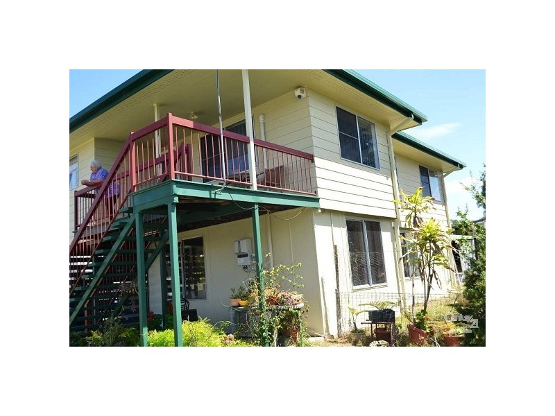 4 Yeates Street, Moranbah QLD 4744