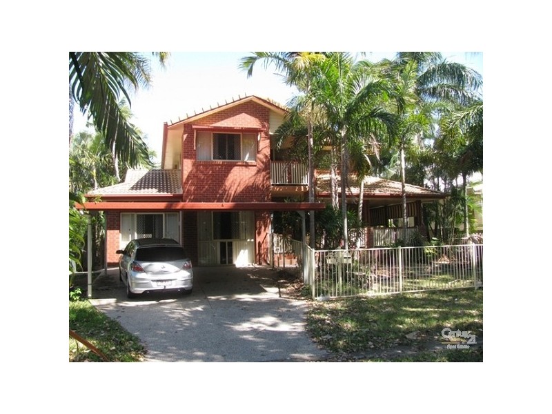 2 MOORE ST, Mackay QLD 4740