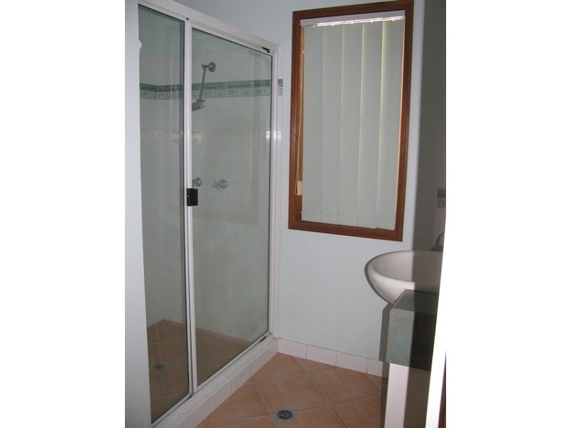 2 MOORE ST, Mackay QLD 4740