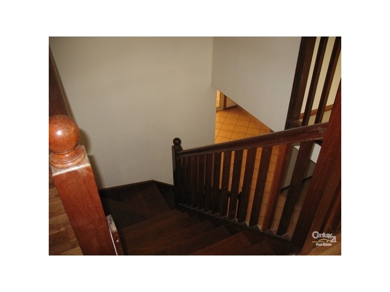 2 MOORE ST, Mackay QLD 4740