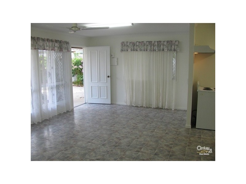 3/11 Andergrove Road, Andergrove QLD 4740