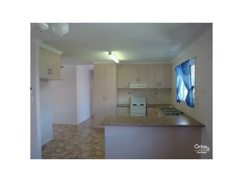 2/11 Andergrove Road, Andergrove QLD 4740