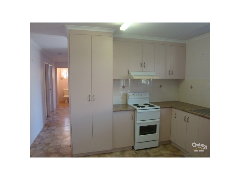 2/11 Andergrove Road, Andergrove QLD 4740