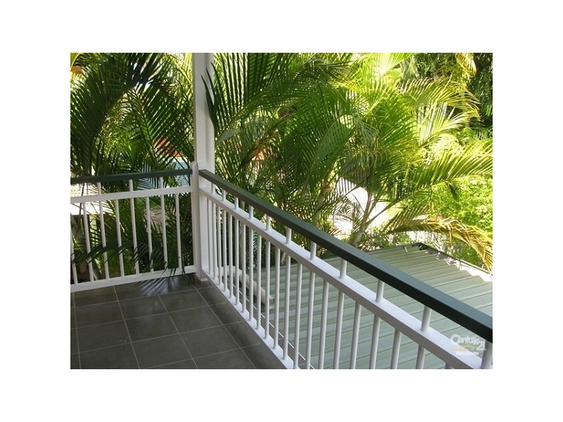 2/18 Sutton Court, Andergrove QLD 4740