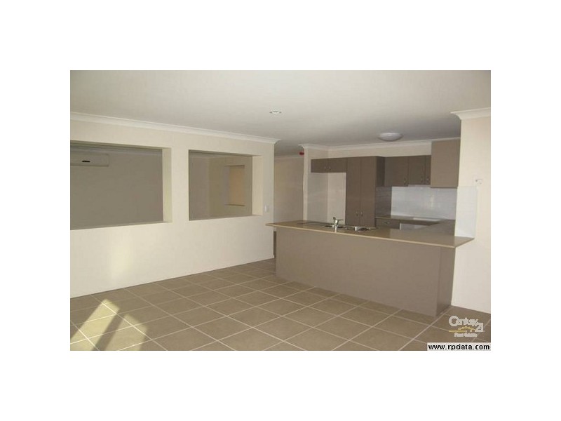 110 Whitehaven Drive, Blacks Beach QLD 4740