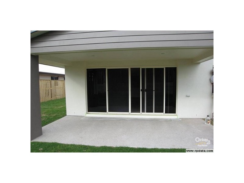 110 Whitehaven Drive, Blacks Beach QLD 4740
