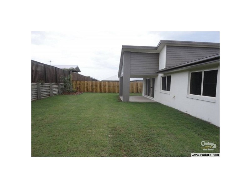 110 Whitehaven Drive, Blacks Beach QLD 4740