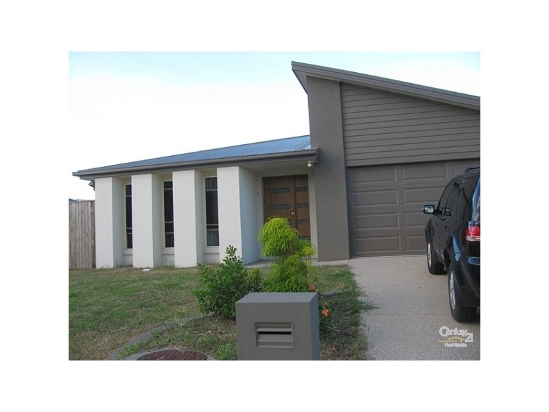 110 Whitehaven Drive, Blacks Beach QLD 4740