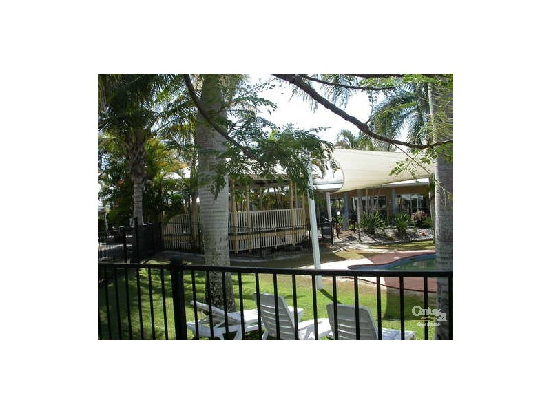 10/73 Illawong Drive, South Mackay QLD 4740