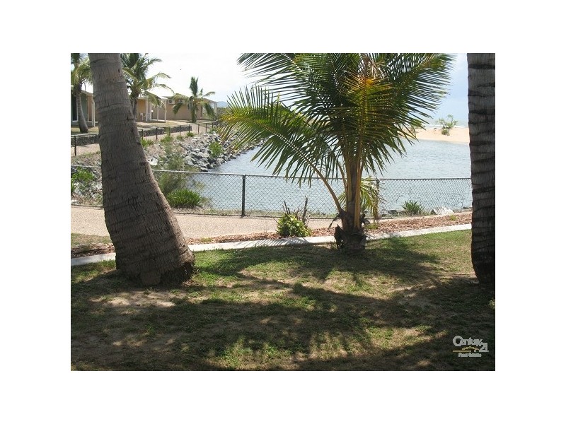 10/73 Illawong Drive, South Mackay QLD 4740