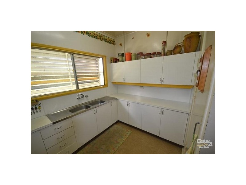 7 Goolagong Crescent, Moranbah QLD 4744