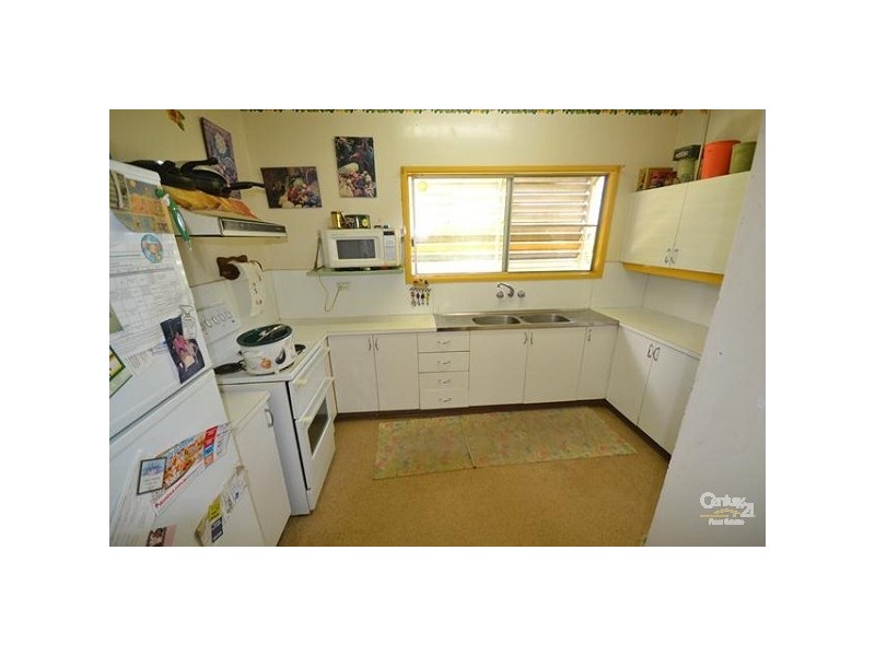 7 Goolagong Crescent, Moranbah QLD 4744