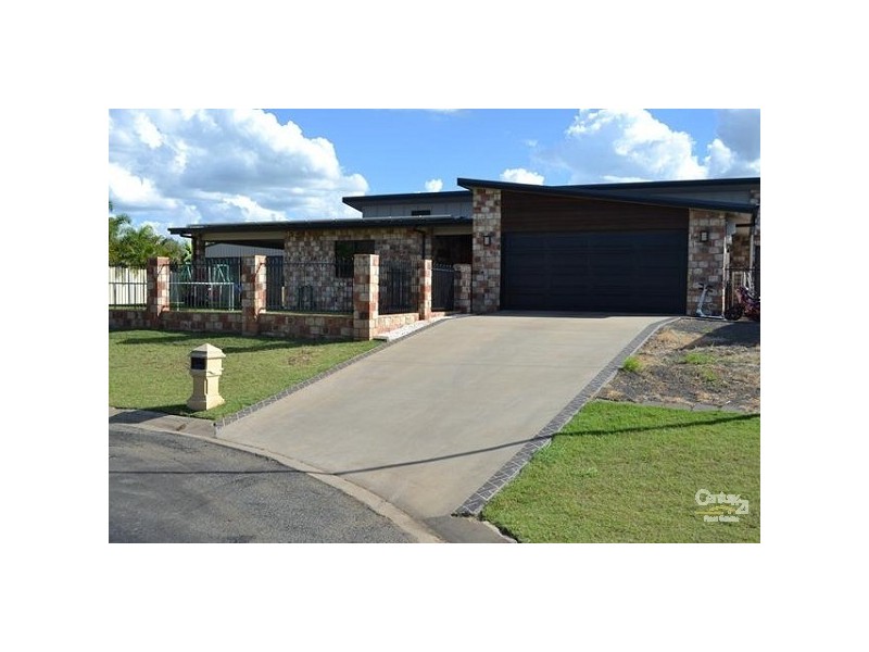 22 Norton Court, Moranbah QLD 4744